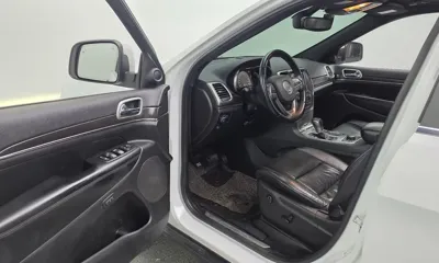 Jeep Cherokee 2018, 98292 км, за 16500000 KRW - фото 10