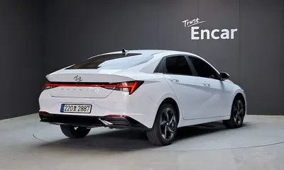 Hyundai Avante 2023, 38605 км, за 20000000 KRW