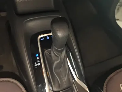 Toyota Corolla 2020, 51300 км, за 51800 CNY - фото 16