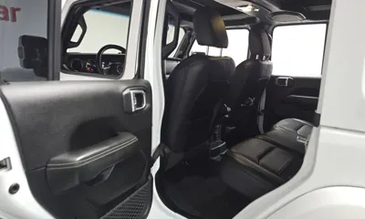Jeep Wrangler 2020, 86147 км, за 35900000 KRW - фото 26