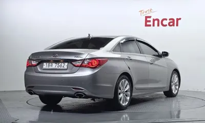 Hyundai Sonata 2010, 112870 км, за 20000000 KRW
