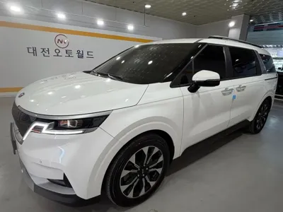 Kia Canival · 2021 год