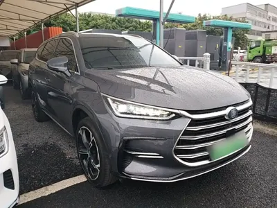 BYD Tang New Energy 2023, 34400 км, за 93400 CNY