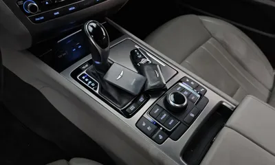 Hyundai Genesis 2015, 116011 км, за 12990000 KRW - фото 9