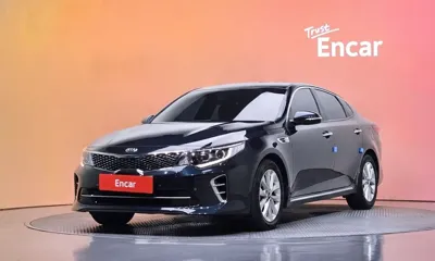 Kia K5 · 2017 год