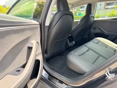Tesla Model 3 2024, 22000 км, за 92000 CNY - фото 11