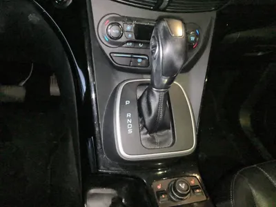 Ford Kuga 2015, 135000 км, за 32790.89 CNY - фото 15