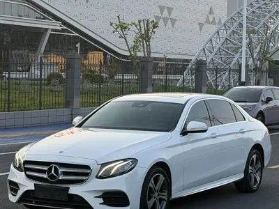 Mercedes-Benz E-Class · 2016 год