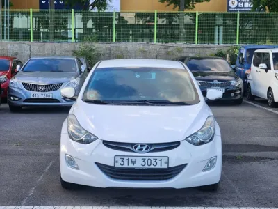Hyundai Avante 2013, 133069 км, за 3490000 KRW