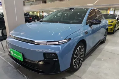 Leapmotor B01 · 2025 год