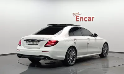 Mercedes-Benz E-Class 2017, 51321 км, за 30490000 KRW