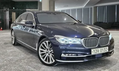 BMW 7-Series · 2016 год