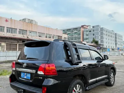 Toyota Land Cruiser 2016, 170000 км, за 231800 CNY - фото 11
