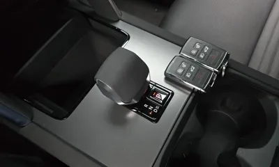Land Rover Discovery Sport 2025, 4722 км, за 47500000 KRW - фото 9