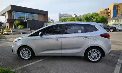 Kia Carens 2017, 54023 км, за 8450000 KRW