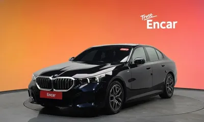 BMW i5 · 2025 год