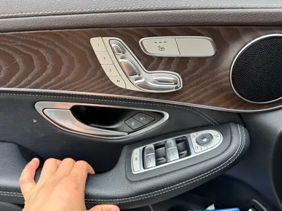 Mercedes-Benz GLC 2017, 150000 км, за 88800 CNY - фото 9