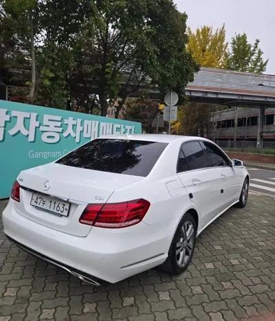 Mercedes-Benz E-Class 2016, 102832 км, за 9900000 KRW