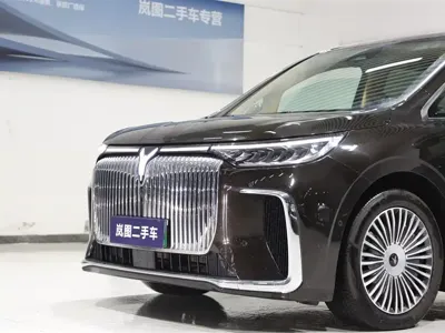 Voyah Dreamer 2024, 12200 км, за 235000 CNY