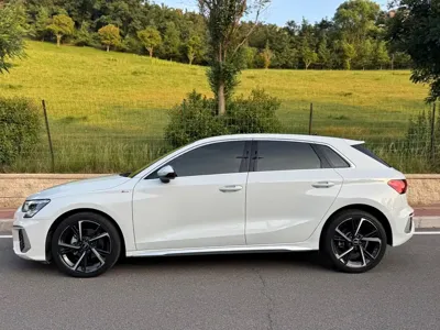 Audi A3 2023, 9000 км, за 148800 CNY - фото 4