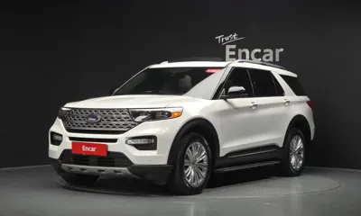 Ford Explorer · 2021 год
