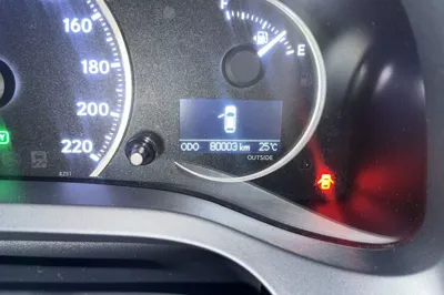 Lexus CT 2017, 80000 км, за 116931.87 CNY - фото 8