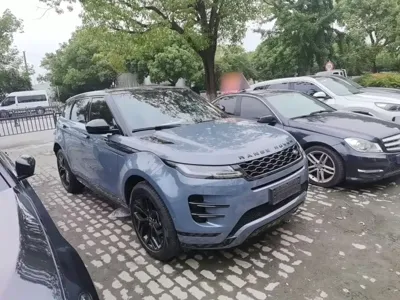 Land Rover Evoque 2021, 42000 км, за 129700 CNY