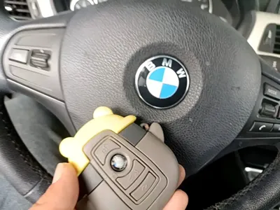 BMW 3 Series 2015, 143900 км, за 44300 CNY - фото 9