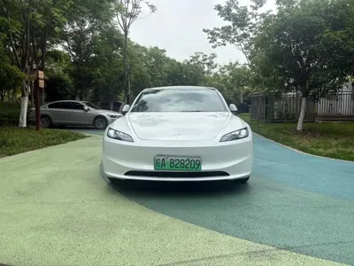 Tesla Model 3 2023, 68000 км, за 153800 CNY