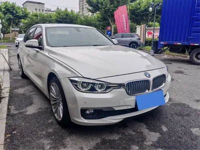 BMW 3 Series 2018, 99000 км, за 66000 CNY