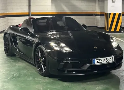 Porsche 718 · 2024 год