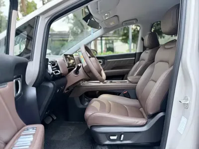 Wuling 星光730新能源 2025, 4000 км, за 96800 CNY - фото 9