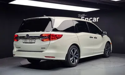 Honda Odyssey 2018, 81405 км, за 22000000 KRW - фото 2