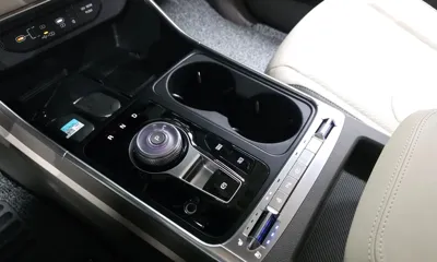 Kia Canival 2025, 27974 км, за 41500000 KRW - фото 9