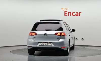 Volkswagen Golf 2014, 101013 км, за 9900000 KRW
