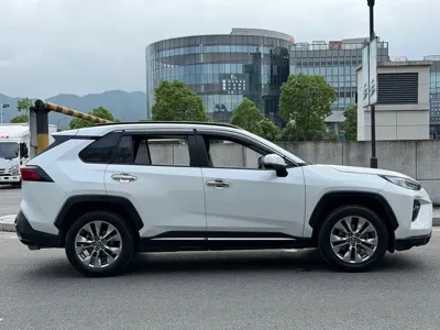 Toyota Wildlander 2021, 62000 км, за 98800 CNY