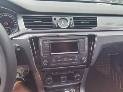 Volkswagen Passat 2019, 137000 км, за 48300 CNY - фото 13