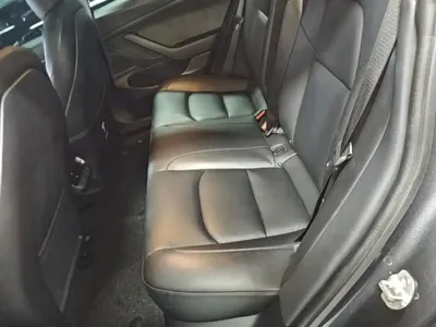 Tesla Model 3 2020, 60500 км, за 97300 CNY - фото 17