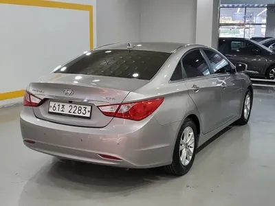 Hyundai Sonata 2012, 104963 км, за 4300000 KRW - фото 3