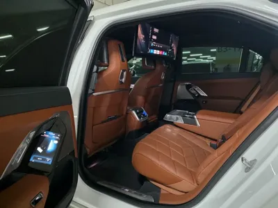 BMW i7 2024, 61000 км, за 108750000 KRW - фото 8