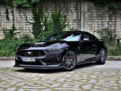 Ford Mustang · 2025 год