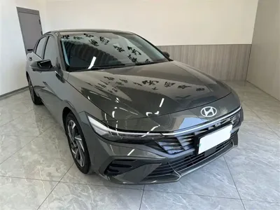 Hyundai Elantra · 2024 год