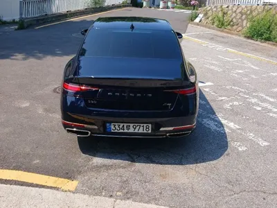 Genesis G90 · 2022 год