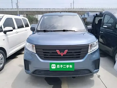 Wuling Hongguang Plus 2022, 50500 км, за 40599 CNY