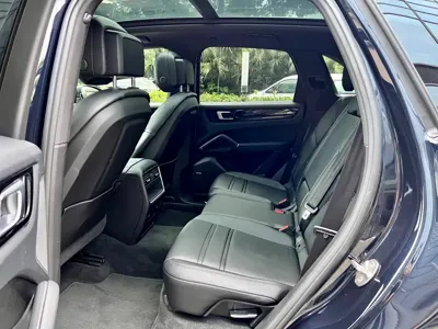 Porsche Cayenne Hybrid 2019, 90000 км, за 328000 CNY - фото 7