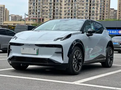 Zeekr X · 2023 год