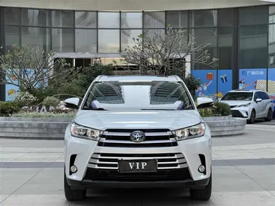 Toyota Highlander 2021, 70000 км, за 139800 CNY