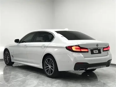 BMW 5 Series 2021, 43300 км, за 118699 CNY - фото 8