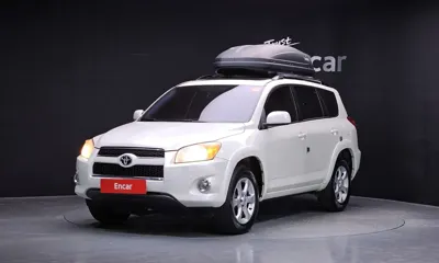 Toyota RAV4 · 2011 год