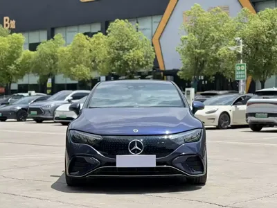 Mercedes-Benz EQE 2024, 20000 км, за 175799 CNY